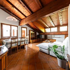 https://attico-cadore.hotelinveneto.com